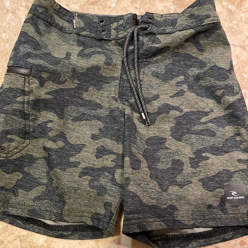 Boys board shorts